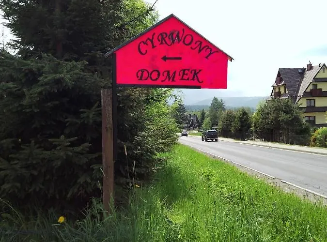 Chalet Cyrwony